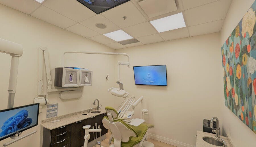 SmileVille Dentistry Office Image 3